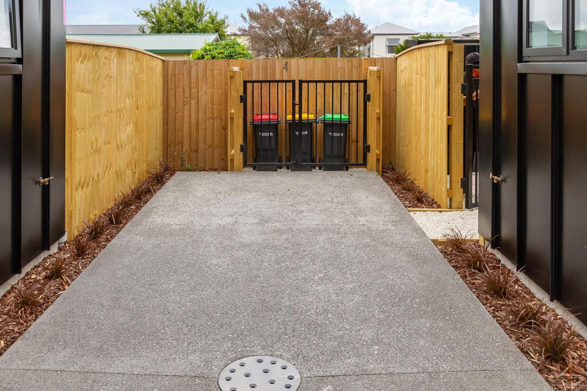 2Br Townhouse: Cosy, Close To City, Car Park 基督城 外观 照片